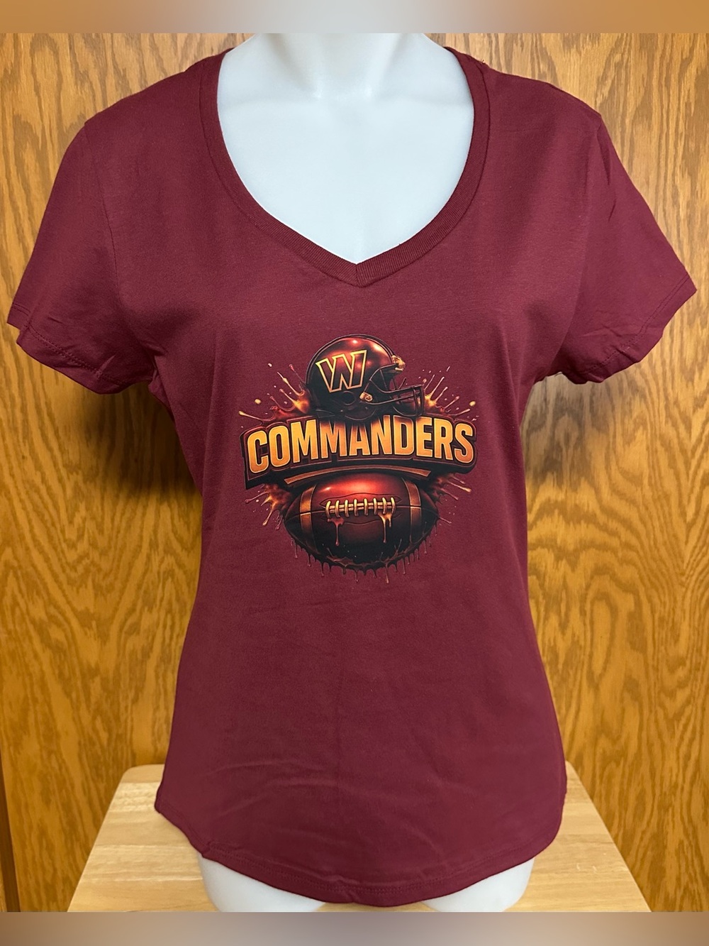 Washington Commanders V-Neck Graphic Tee - NIP